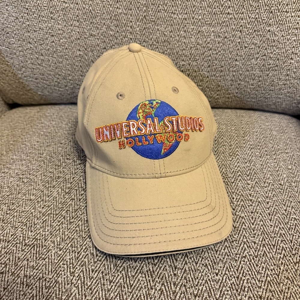 Universal Studios VTG Beige‎ Tan Khaki Adjustable Cap Hat Embroidery Logo